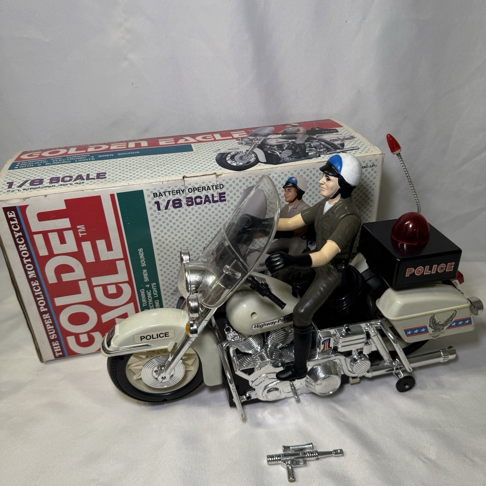 Vintage Golden Eagle 1/6 Scale Police Motorcycle Battery Operated Toy 1980 Boxed